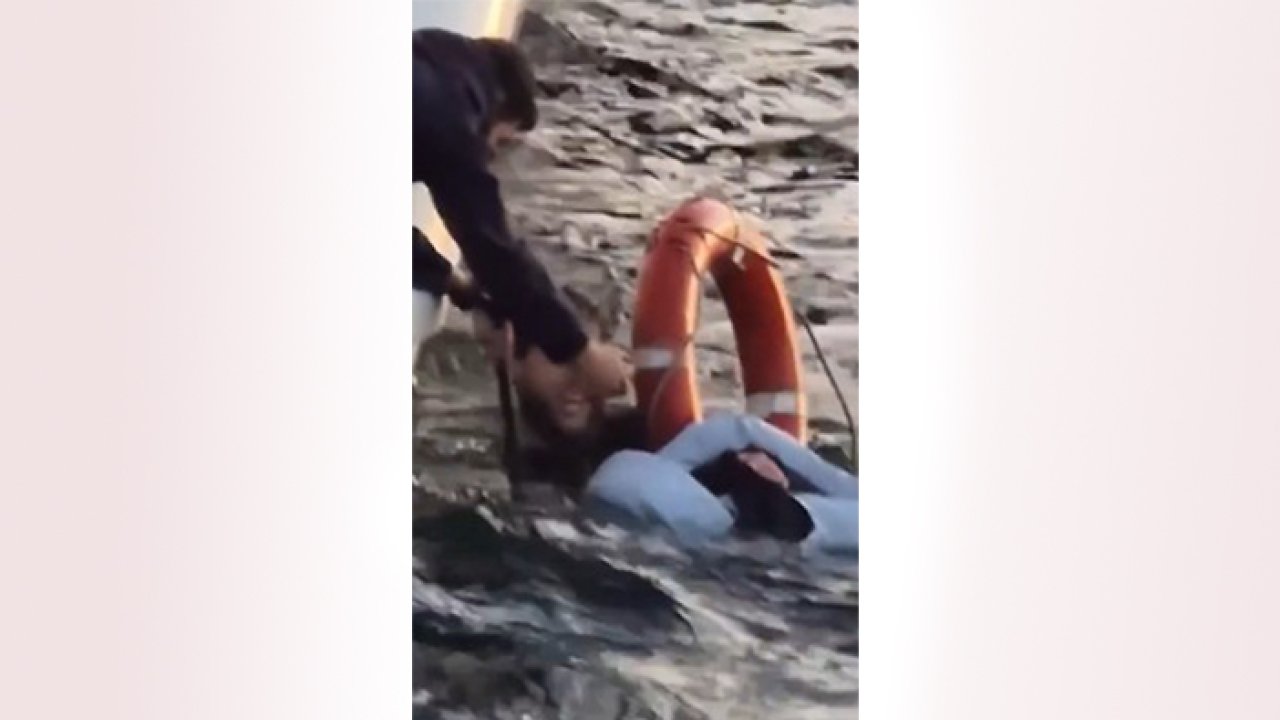 İstanbul'da bir kadın feribottan düştü