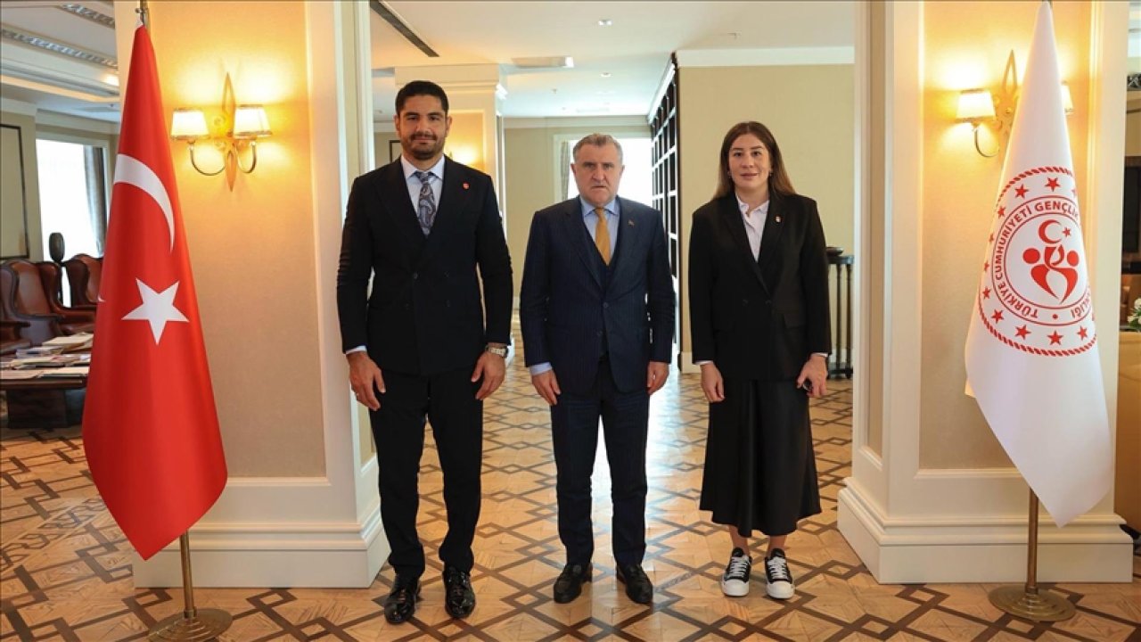 Akgül'den Bakan Bak'a ziyaret