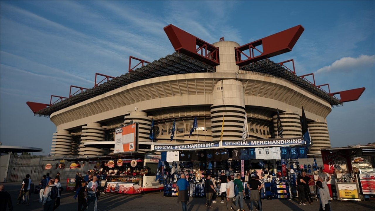 Milan ve İnter'den San Siro kararı
