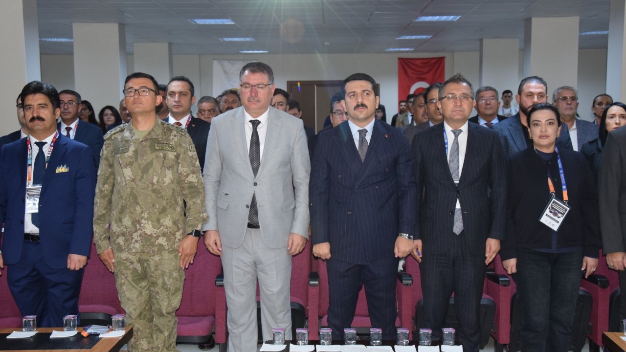 Konya'daki 'dünyanın nazar boncuğu'nu ayağa kaldırmak için toplandılar