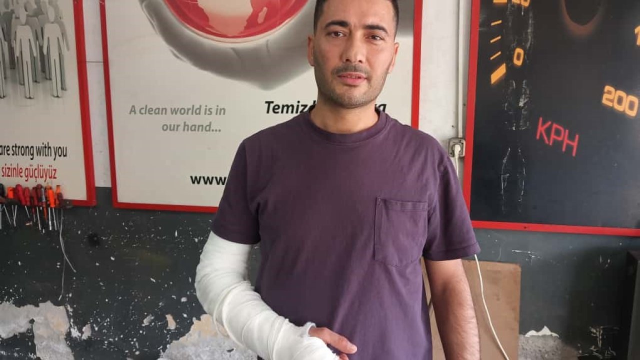 Ayırmaya çalıştığı kavga nedeniyle 3 yaşındaki oğlunun yanında saldırıya uğradı