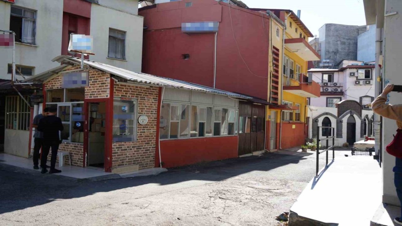 Antalya’da pansiyon odasında ölü bulundu