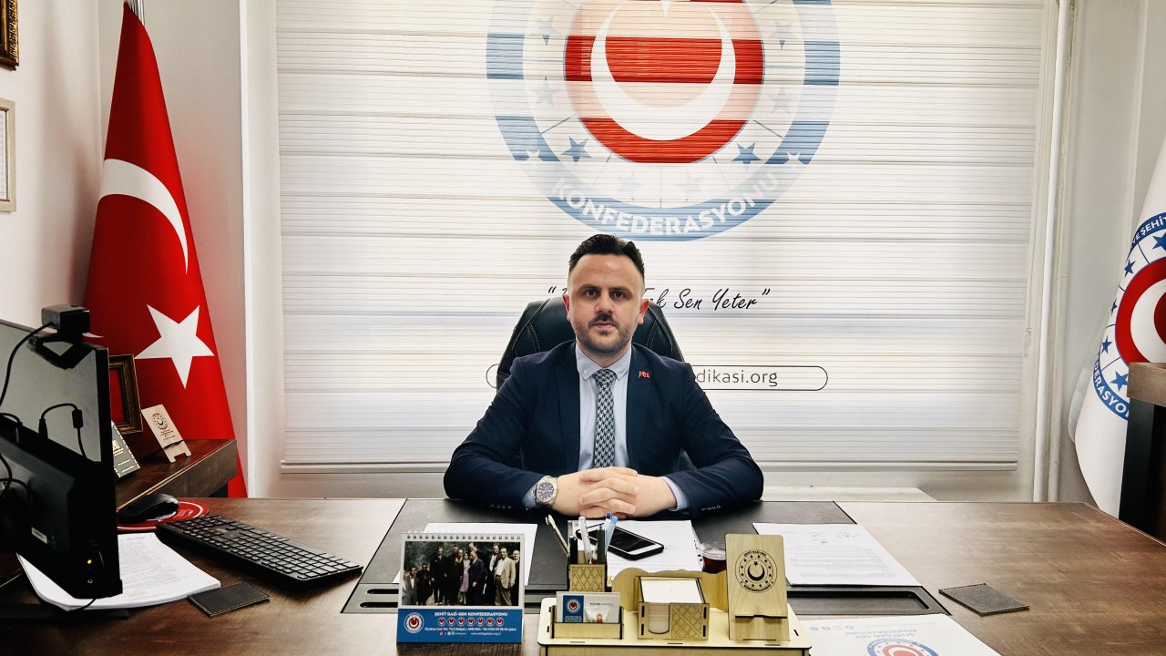 Başkan Gelmez: Bu topraklar bütün kahramanlarımızın bize emanetidir