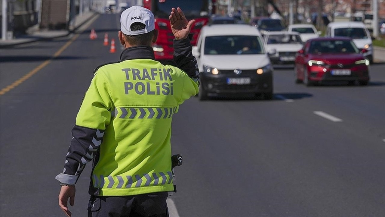 Konya trafiğinde aksama: Yeni Meram Caddesi trafiğe kapandı!