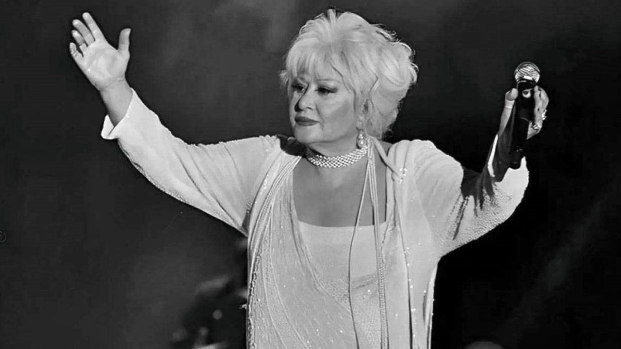 Ünlü sanatçı Muazzez Abacı’nın kızı ölüm anındaki detayı anlattı