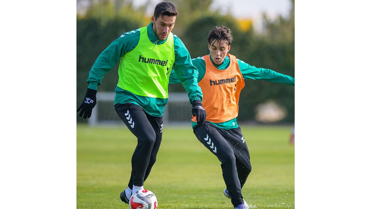 Konyaspor'da Antalyaspor mesaisi devam ediyor