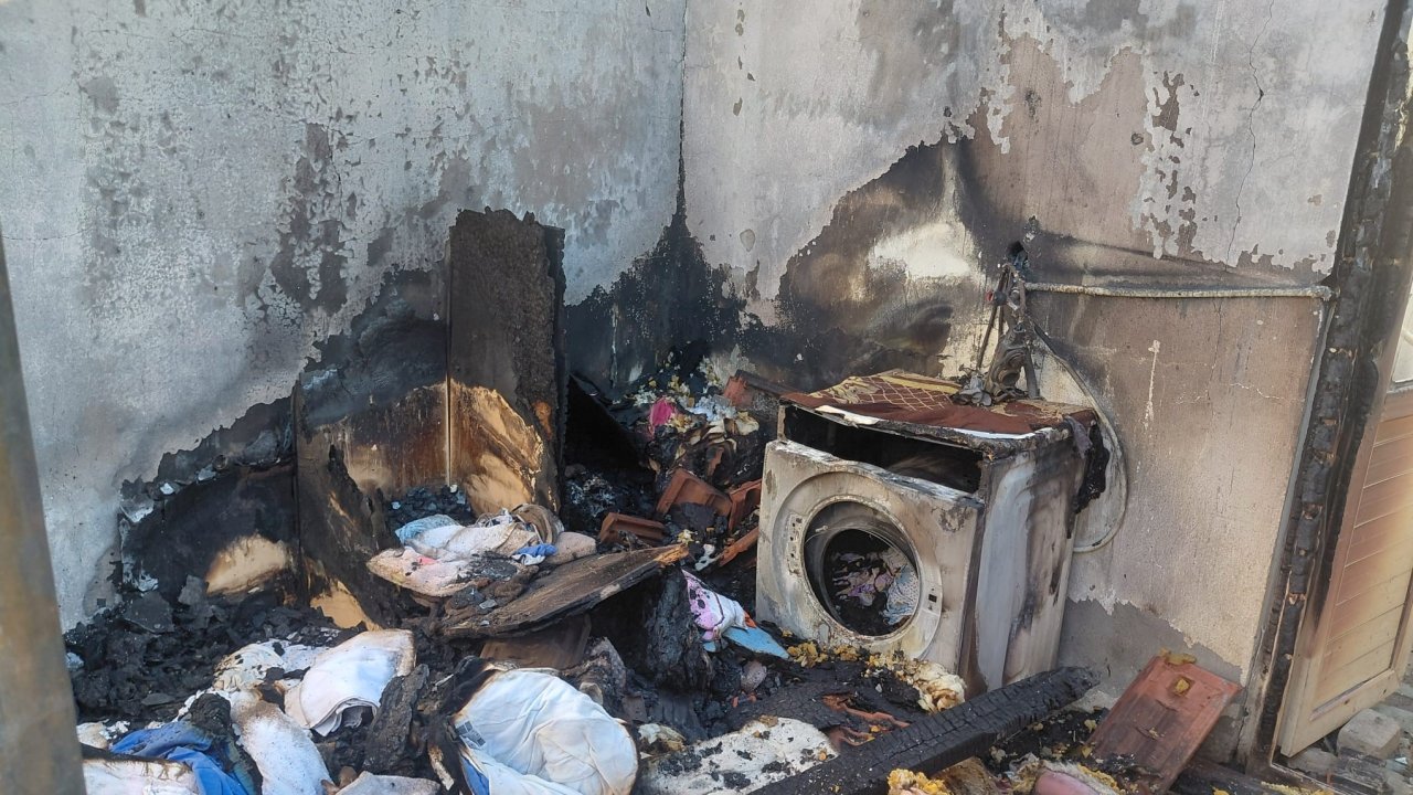 İzmir'de evinde çıkan yangında 30 kedisiyle birlikte öldü