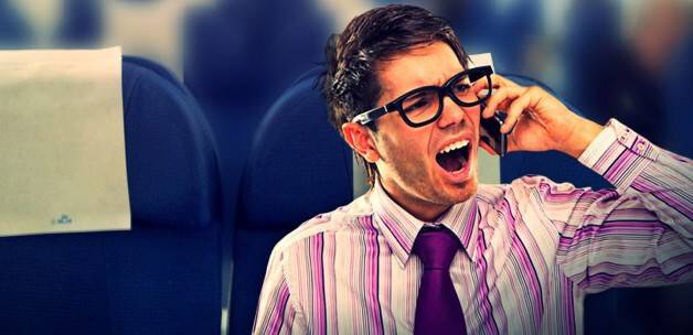 Uçaklarda cep kullanmak serbest oluyor