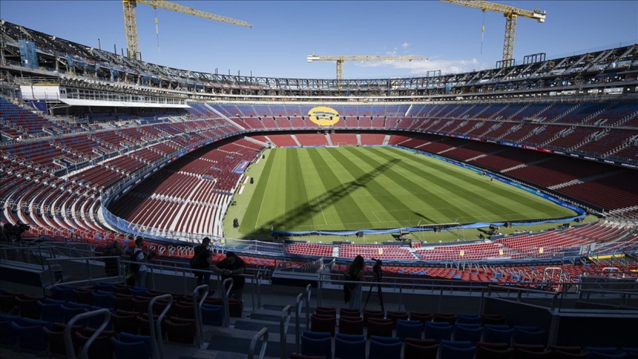 Barcelona efsane stadyumu Camp Nou'ya yeniden kavuşuyor