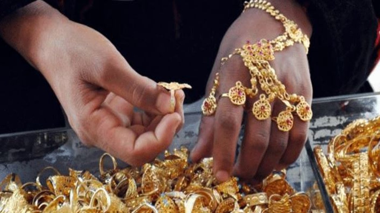 İstanbul’da 100 milyarlık vurgun! Altını pirinç levha ve imitasyon ile değiştirmişler