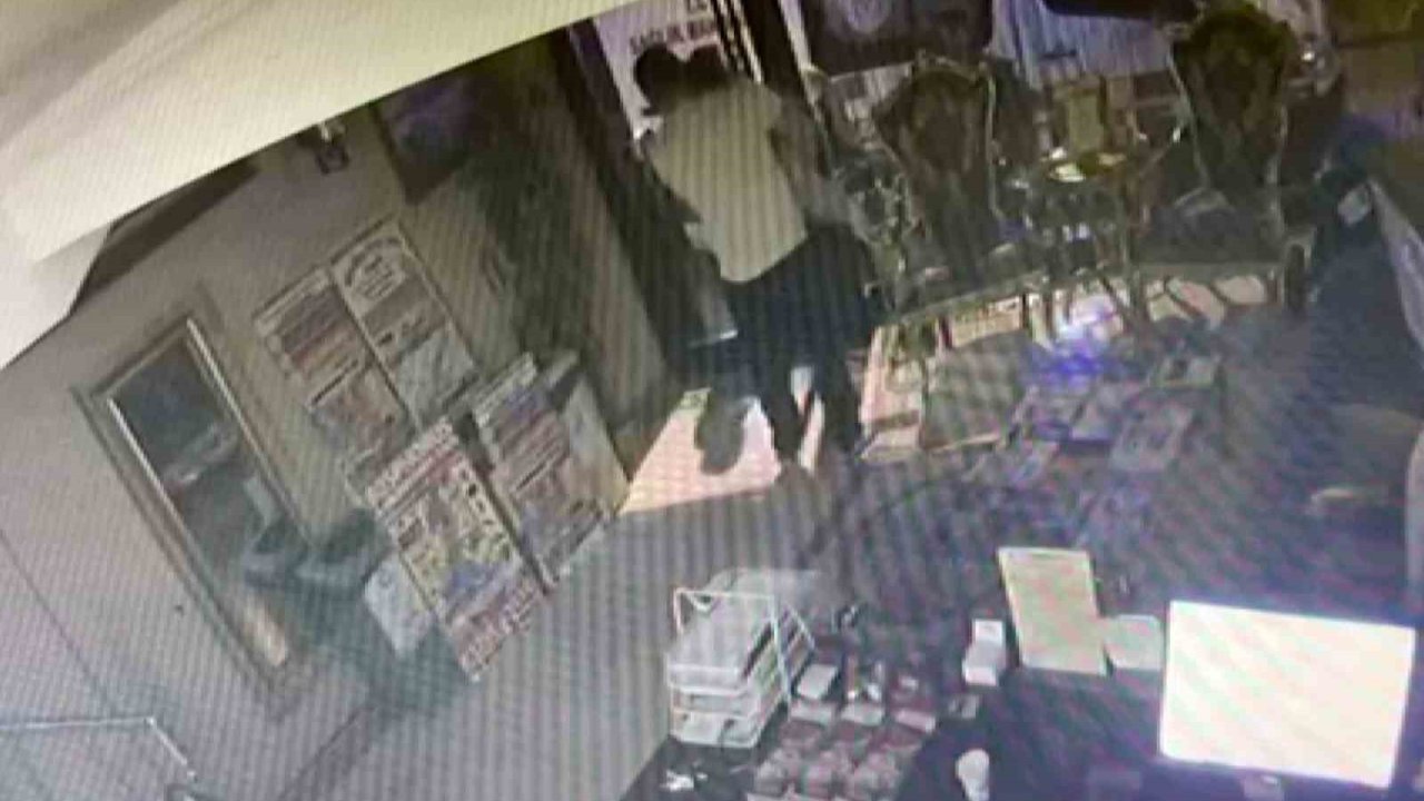 Hayatını kaybeden Böcek ailesinin otelden çıkamadığı anlar kamerada