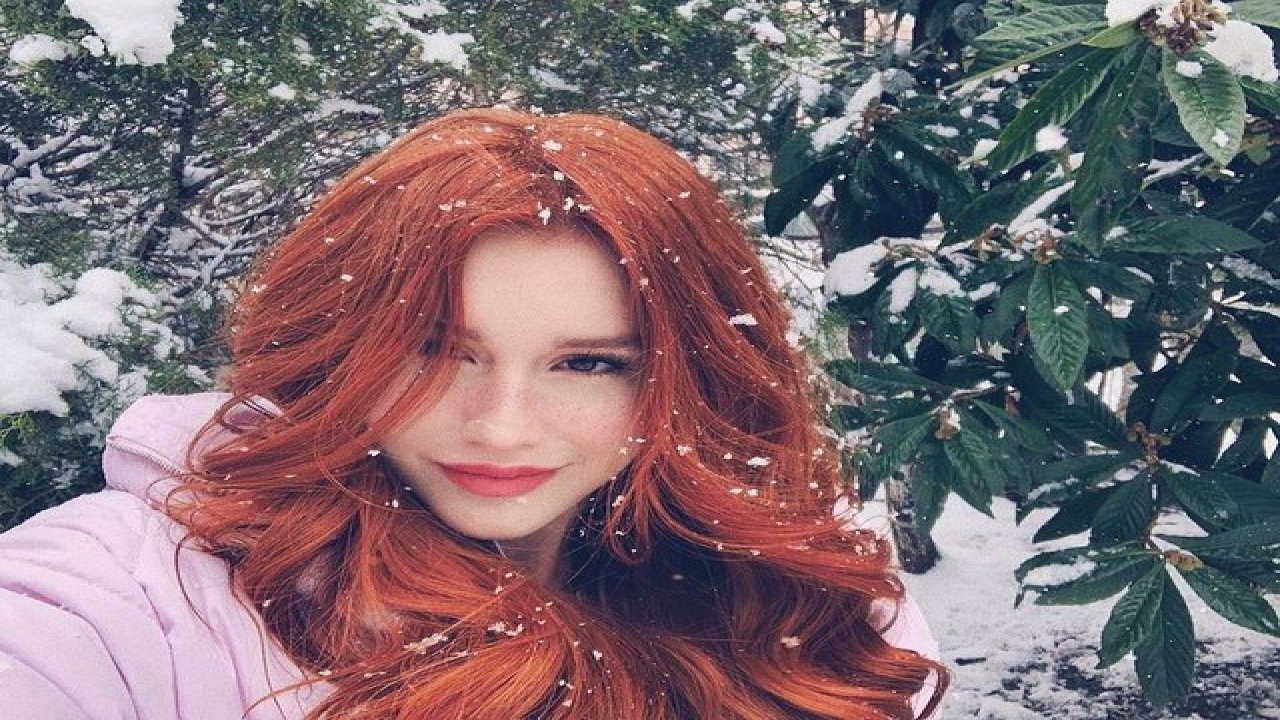 Evrim Akın iddialarıyla gündeme bomba gibi düşen Asena Keskinci kaç yaşında?