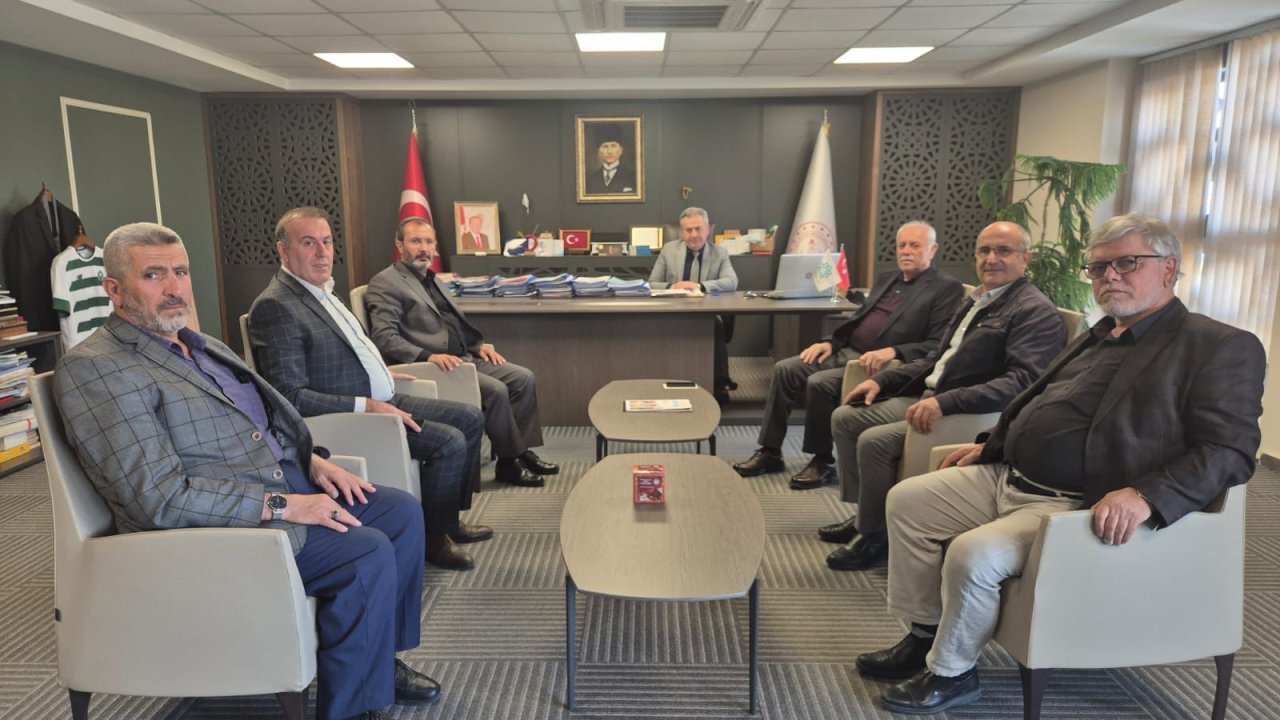 Öğretmenler Günü’nde öğretmenlere sendika jesti