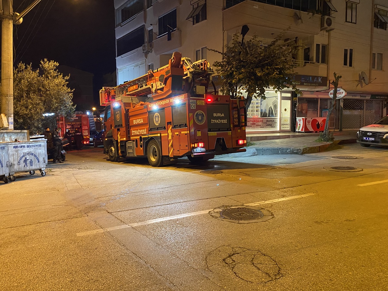 Aynı apartmanda 6. yangın çıktı!