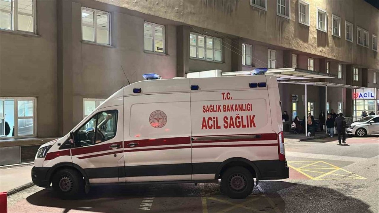 İstanbul'da 40 öğrenci lisede dağıtılan lokumdan zehirlendi