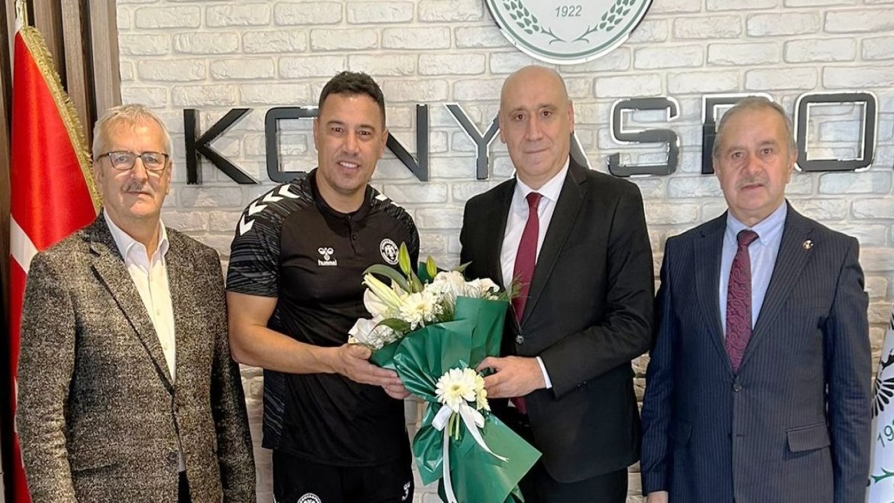 Konyaspor'da Çağdaş Atan'a ziyaret