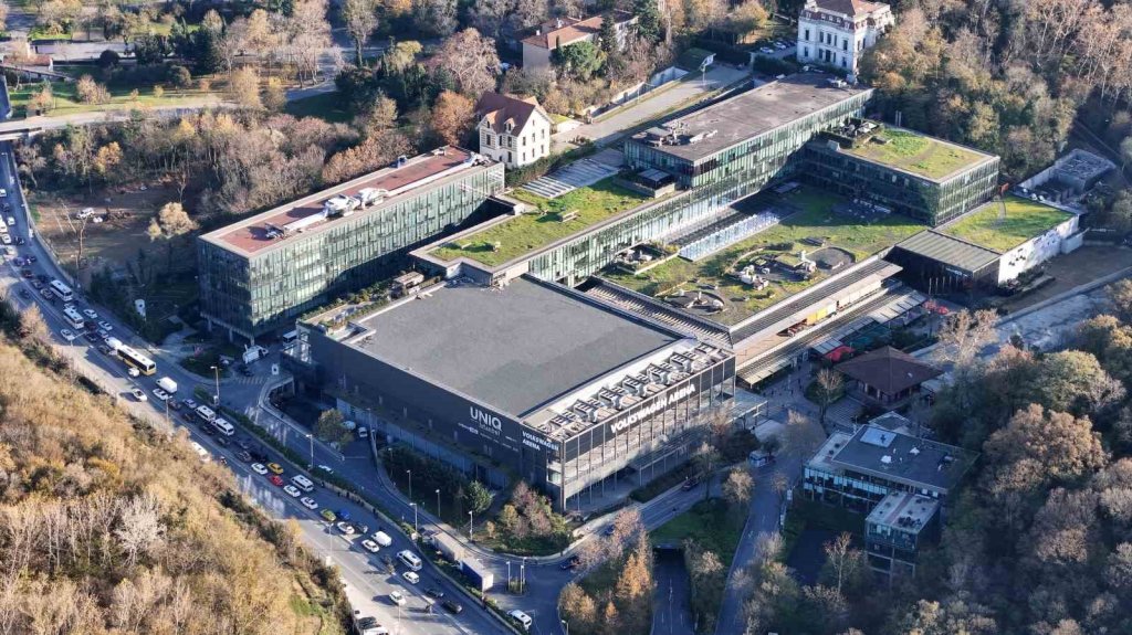 Papa 14. Leo’nun İstanbul ziyareti için Volkswagen Arena’da geri sayım başladı!