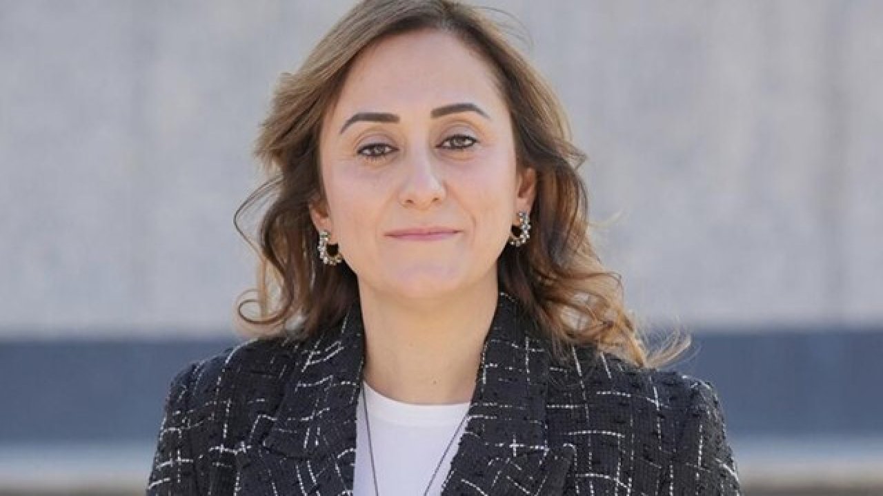 AKP'de istifa depremi! Zehir zemberek sözlerle görevi bıraktı: 'Koltuk hırsı bürümüş kişiler tarafından...'