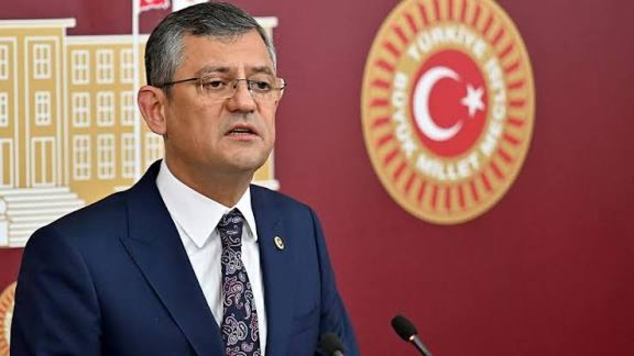 Özgür Özel, yeniden CHP Genel Başkanı seçildi