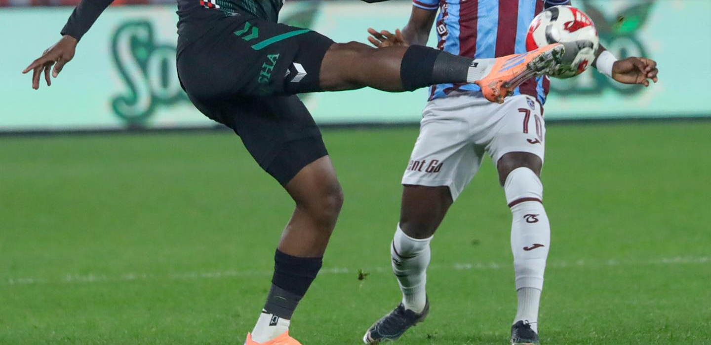 Konyaspor kritik maç öncesi önemli oyuncusunu kaybetti!