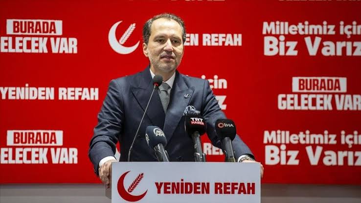 Konya’da yeniden refahın oylarıyla seçilen belediye başkanı AK Parti'ye geçiyor