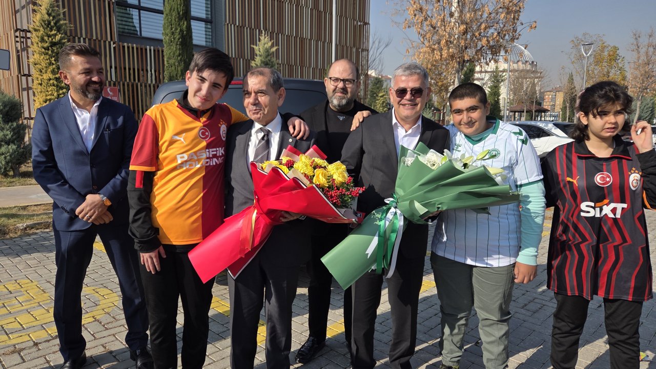 Galatasaray Başkanı Dursun Özbek'ten Konya'da anlamlı ziyaret