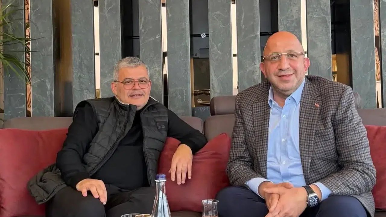 Konyaspor Başkanı Atiker'den Katırcı'ya teşekkür ziyareti