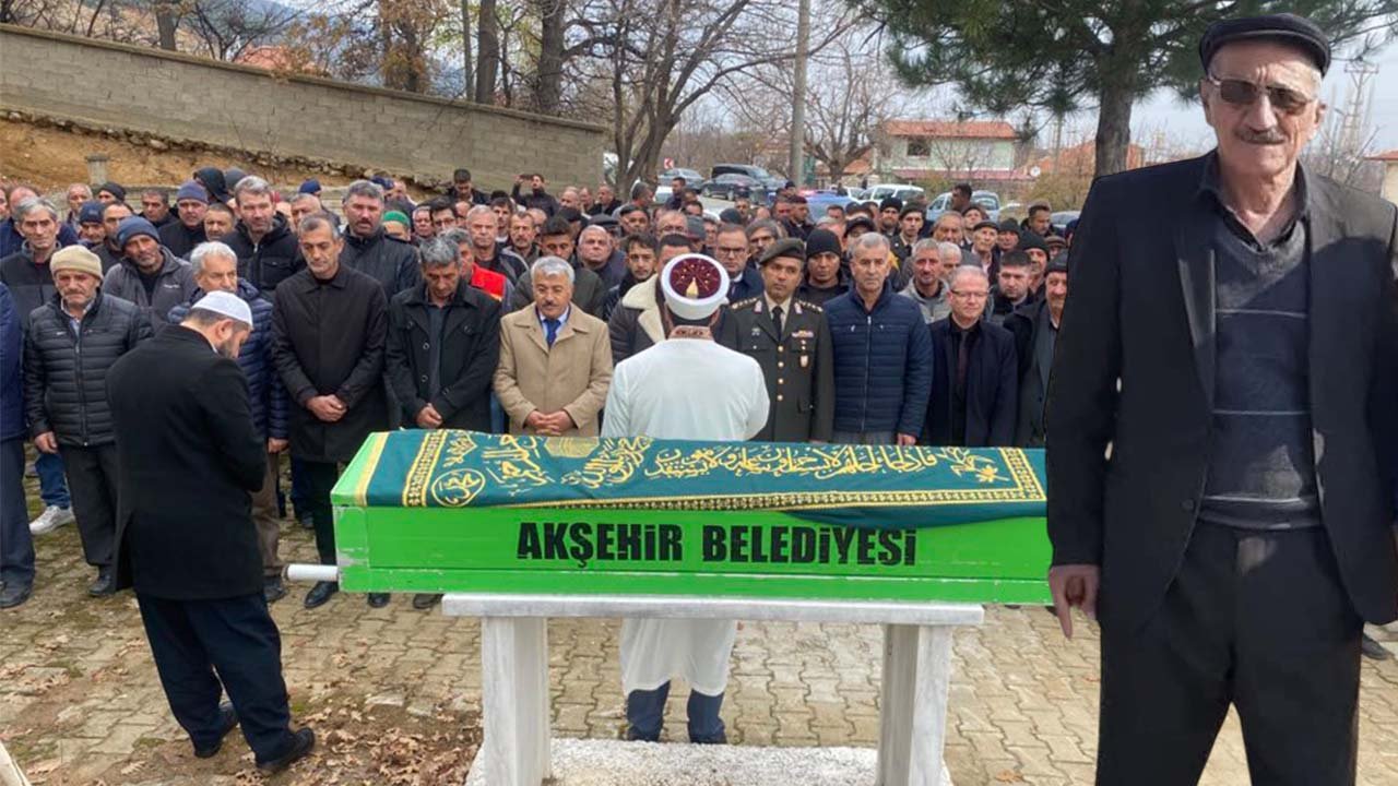 Akşehir'de şehit babası Ramazan Başer dualarla uğurlandı