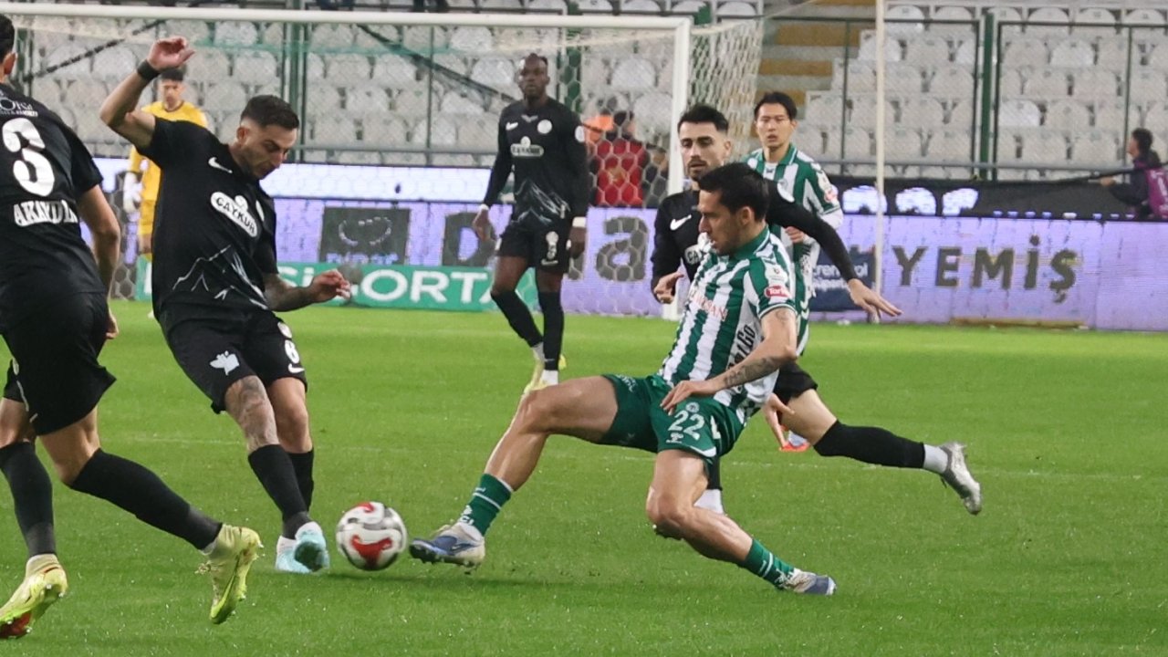 Konyaspor Çaykur Rizespor karşısında 2 puan daha bıraktı