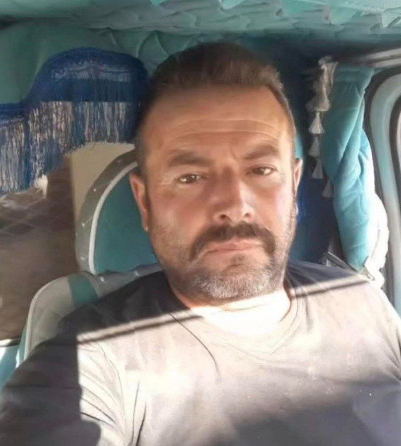 Belediye önünde kendini ateşe veren şahıs hayatını kaybetti