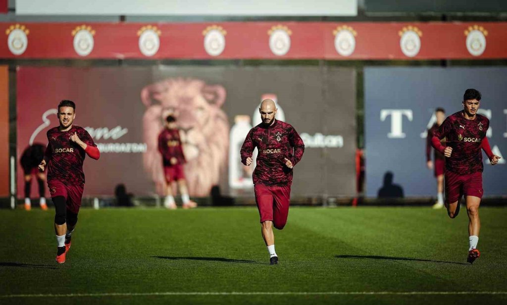 Galatasaray, Monaco maçı hazırlıklarına başladı