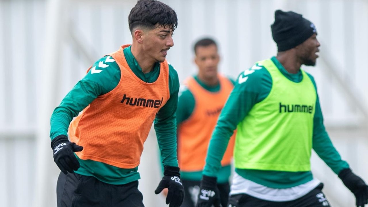 Konyaspor Fenerbahçe için ara vermedi