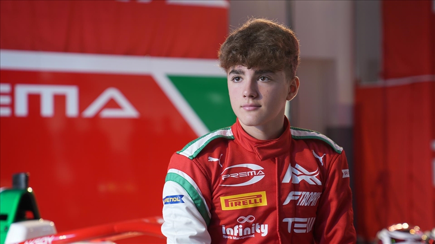 Alp Aksoy, formula da şampiyon