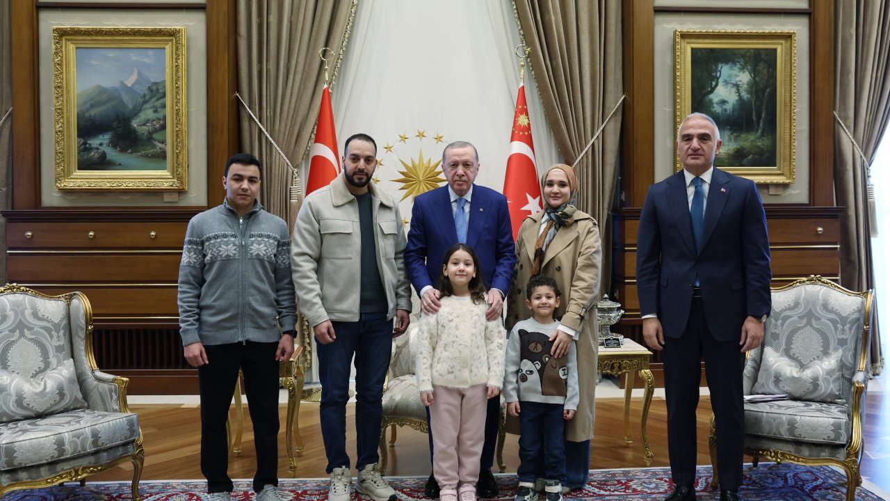 Cumhurbaşkanı Erdoğan Hind Rajab'ın ailesini kabul etti