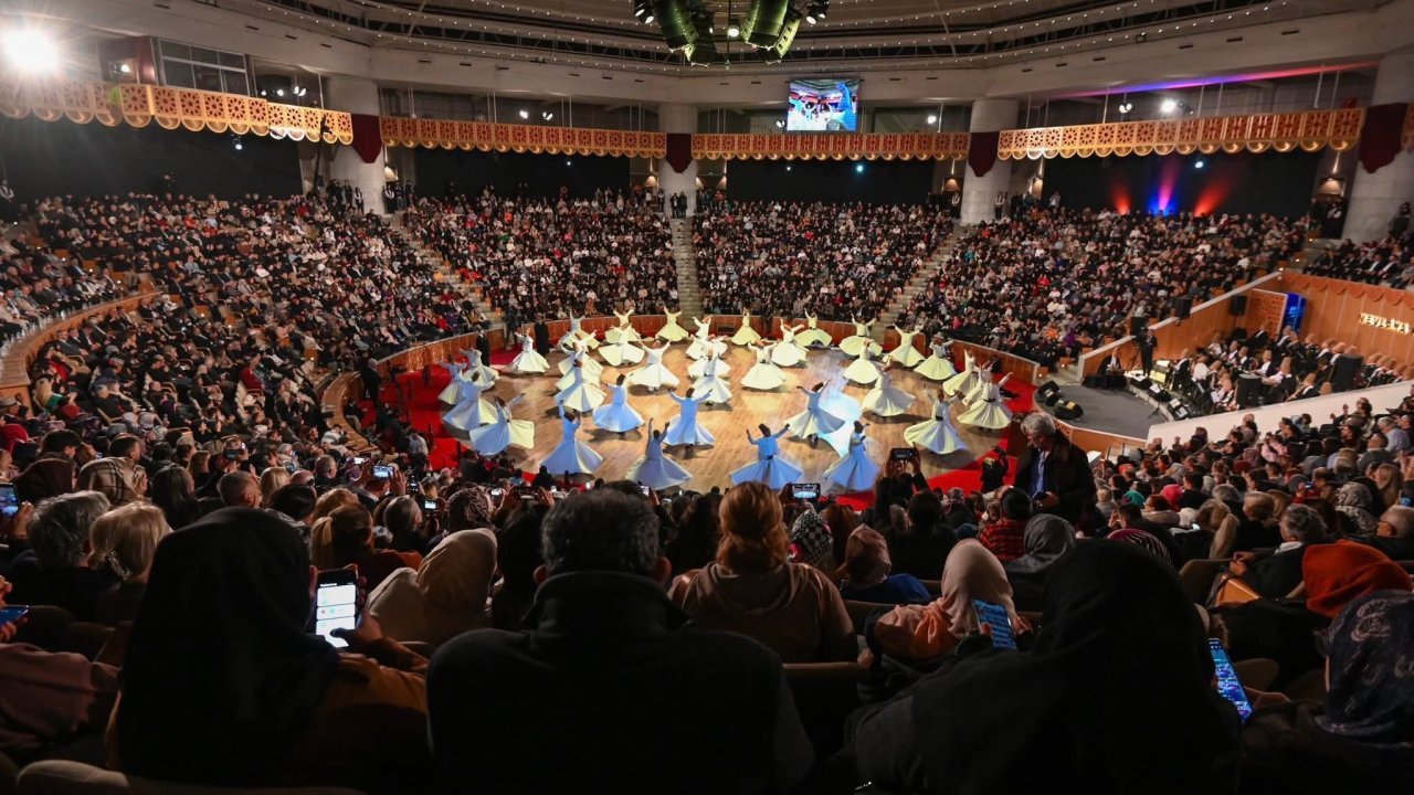 Konya “Huzur Vakti”nde Mevlâna ile buluştu