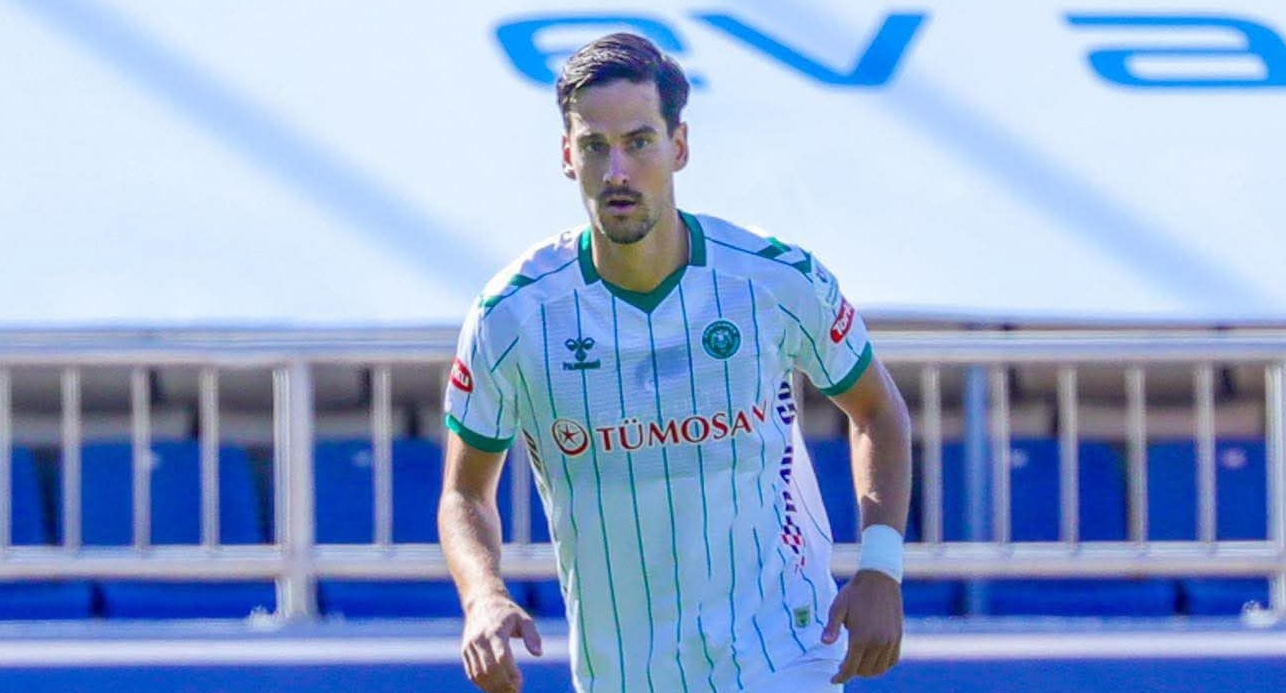 Konyaspor'da Jevtovic, takıma salladı