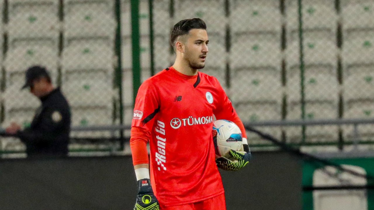 Konyaspor'da Deniz Ertaş'a kanca