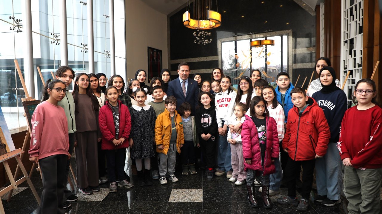 Karatay’da genç yeteneklerin eserleri sanatseverlerle buluştu