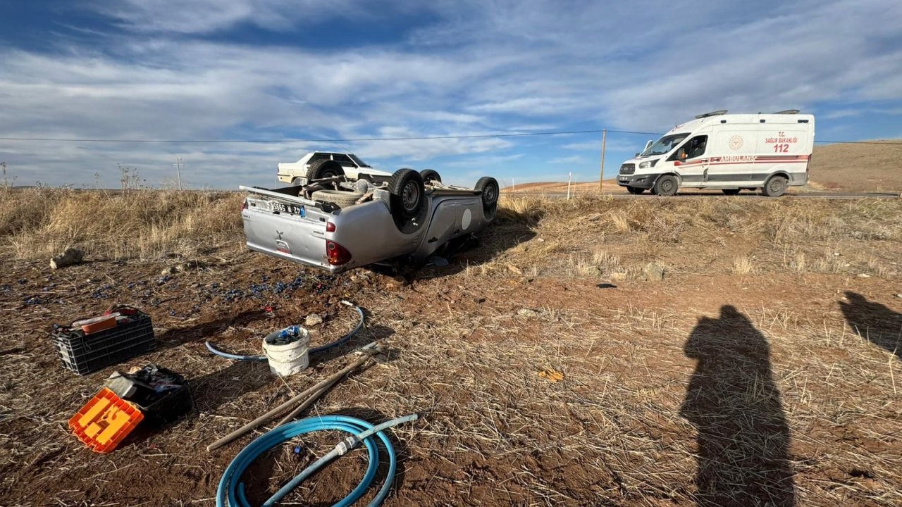 Kulu’da belediye aracı takla attı, 3 personel yaralandı