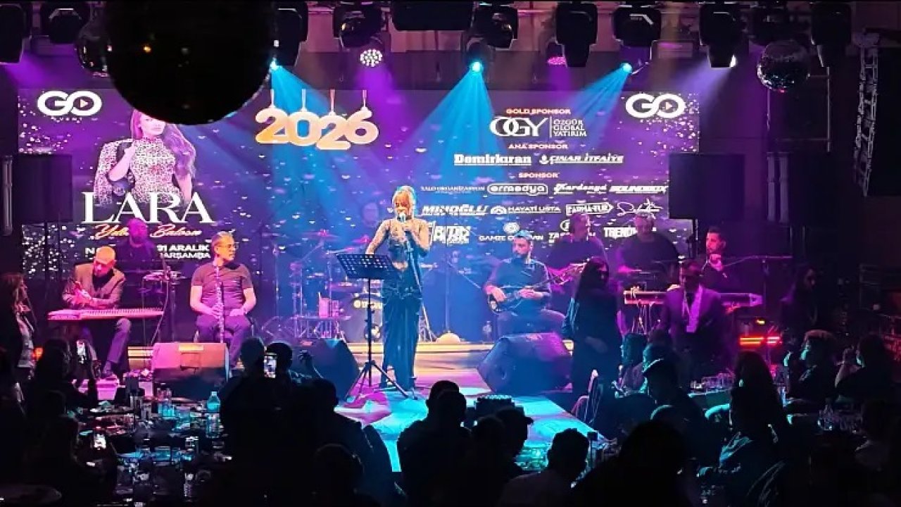 Konya'da Lara konserine yoğun ilgi