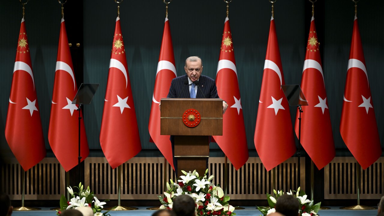 Cumhurbaşkanı Erdoğan: "Hem Türkiye hem dost Venezuela halkı için en iyisi neyse onu yapmanın gayretindeyiz"