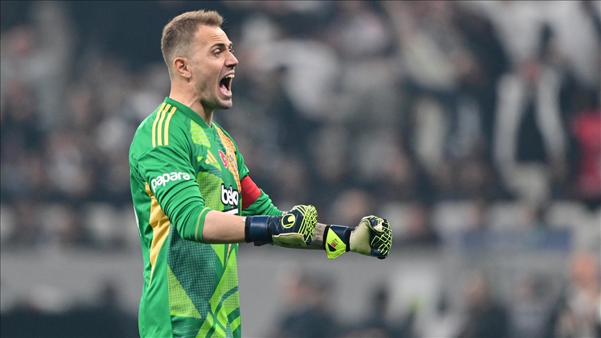 Mert Günok, Fenerbahçe'ye mi imza atacak?