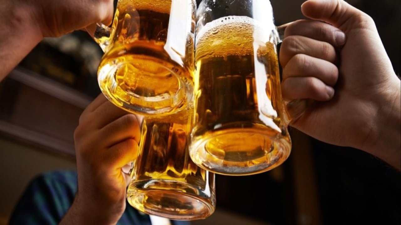 Alkollü içki fiyatlarına zam furyası!