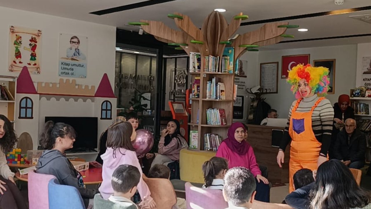 Meram'da masal saati etkinliği!