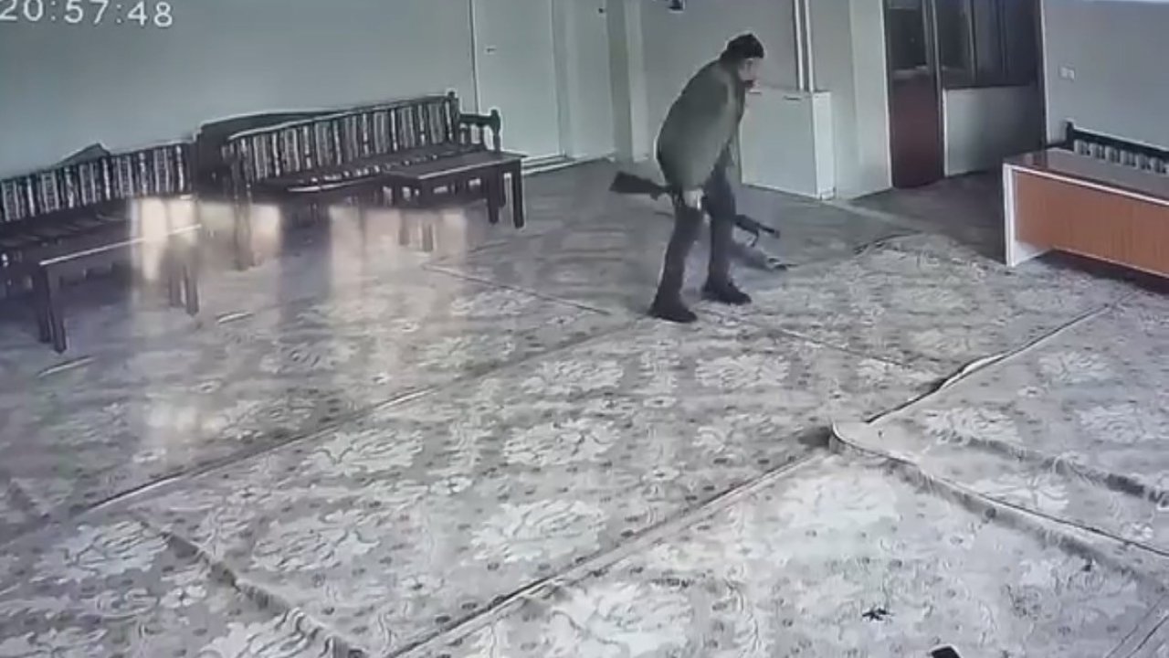 Diyarbakır'da Kur'an Kursu'nda silahlı saldırıda 1 kişi öldü, 1 kişi yaralandı