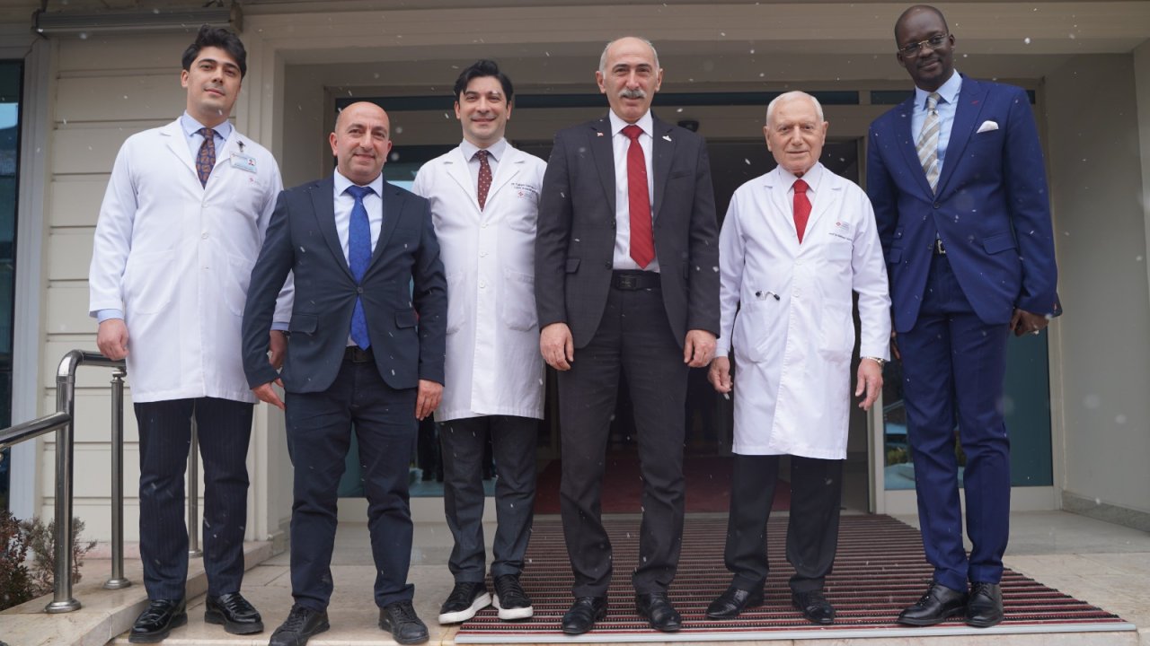 KONİAD ve Başkent Üniversitesi Hastanesi Yönetiminden Senegal Büyükelçisi'ne ziyaret