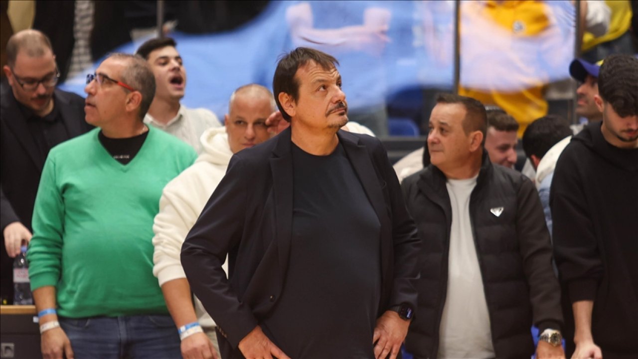 Siyonist rejim İsrail’de Ergin Ataman'a çirkin saldırı