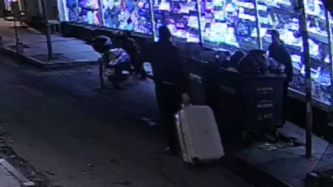 Kan donduran olay! Çöpte kafası olmayan parçalanmış kadın cesedi bulundu