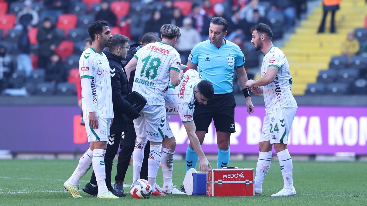 Konyaspor Gaziantep deplasmanında puanı söktü aldı