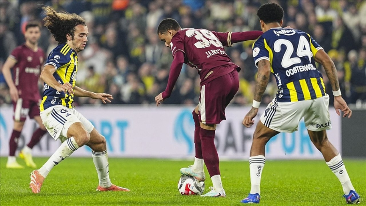 Fenerbahçe zirvede yarışında yaralı